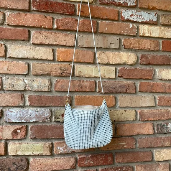 Vintage 90’s : White Chainmail Purse - Picture 3 of 8